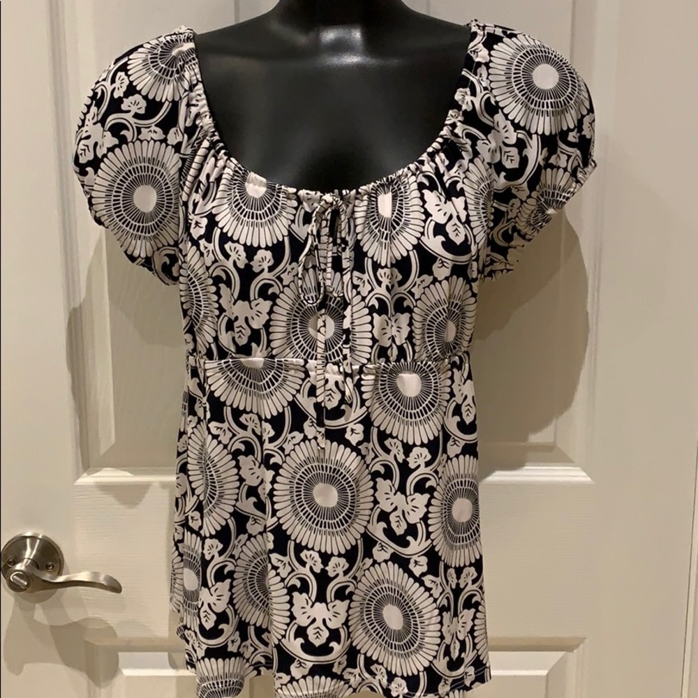 Cute and fun women’s top